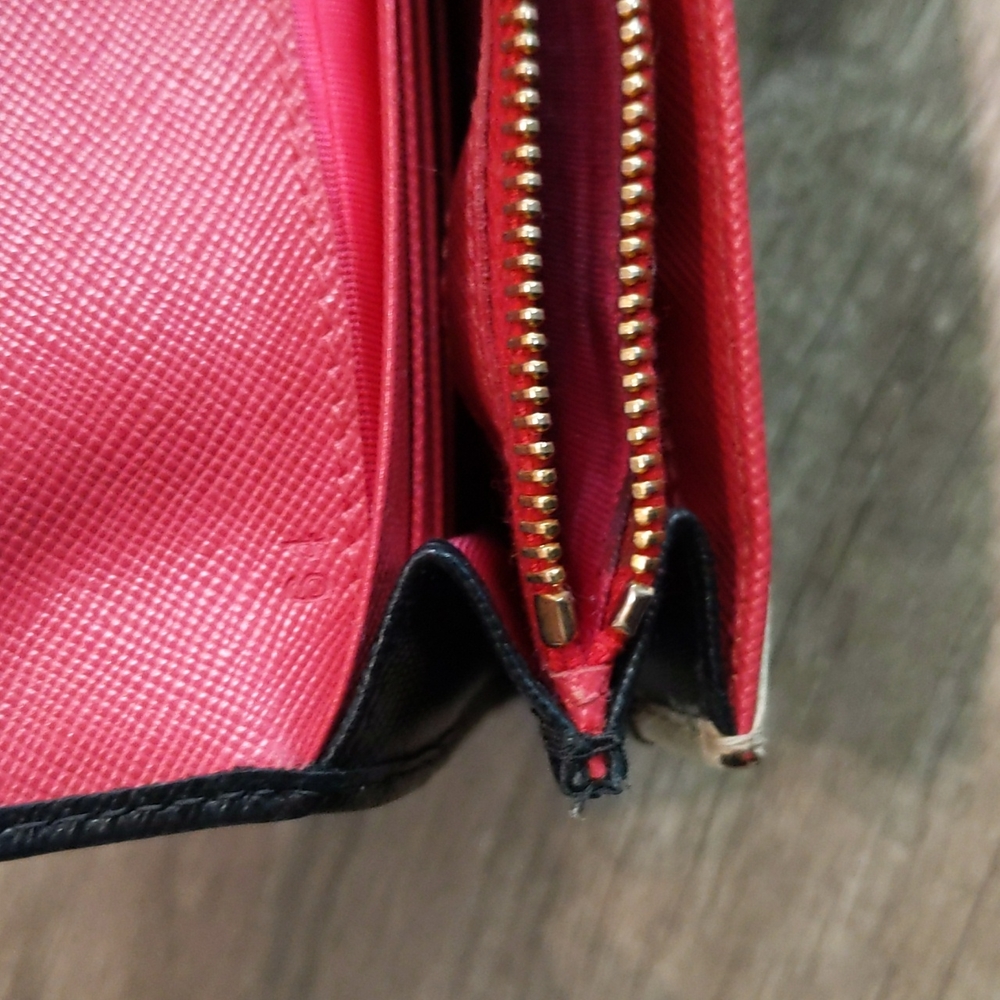Prada wallet - Picture 13 of 16
